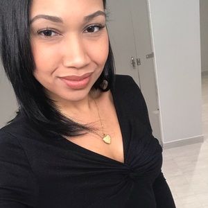 Meet your Posher, Yanique